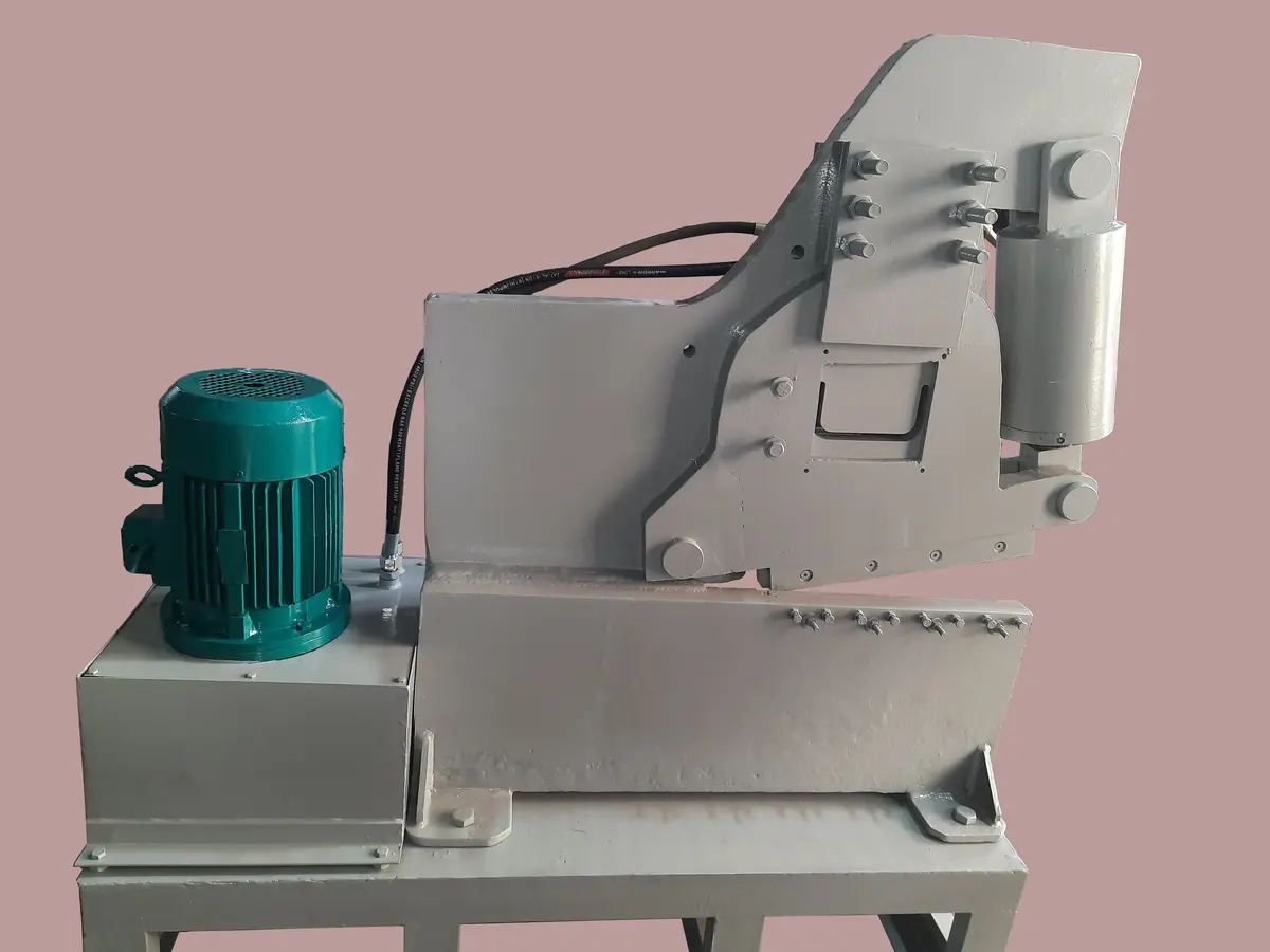 Hydraulic Cutting Machine Image 2
